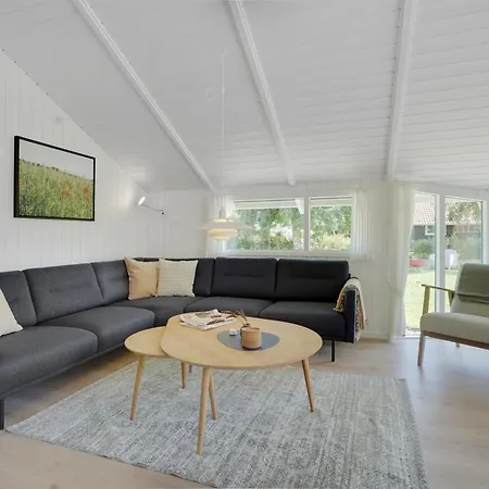 Niska - 300m From The Sea By Interhome Feriehus *