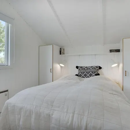 Feriehus Niska - 300m From The Sea By Interhome
