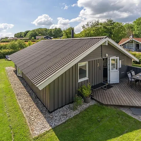 Ferienhaus Niska - 300m From The Sea By Interhome